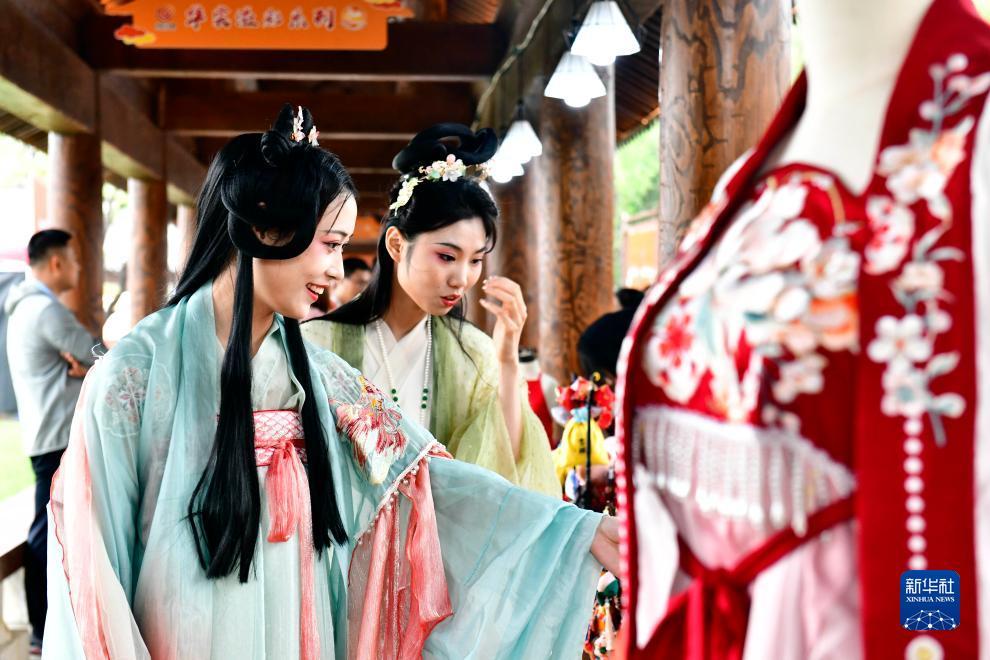 最新申请26元彩金